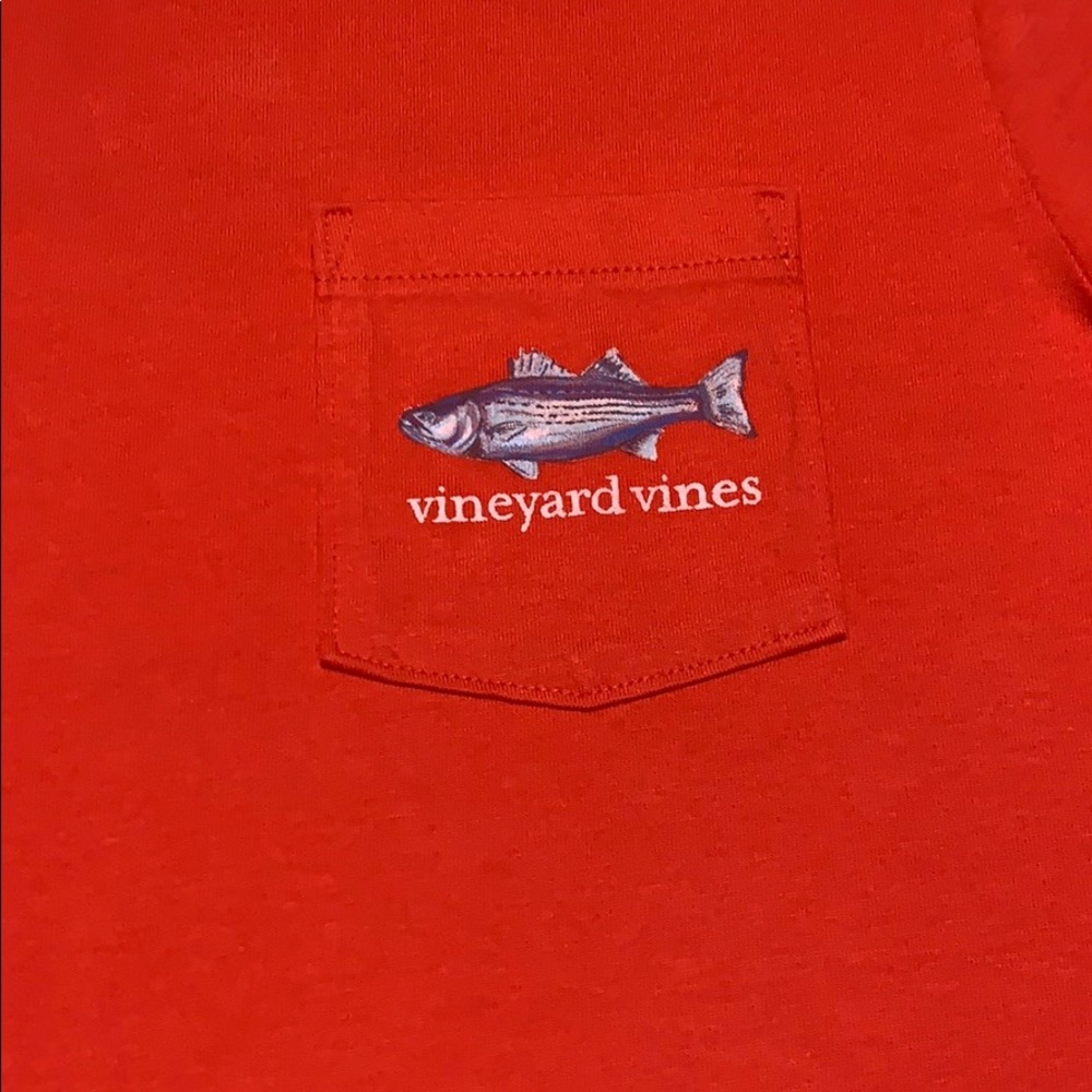 Vineyard Vines mens pocket tee